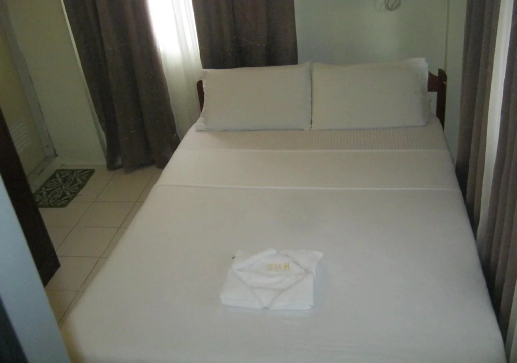 Sikatuna Beach Hotel