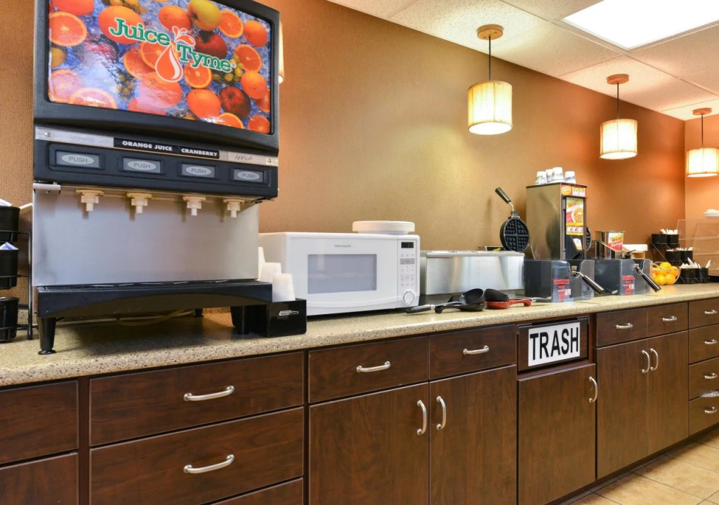 Americas Best Value Inn - Mitchell