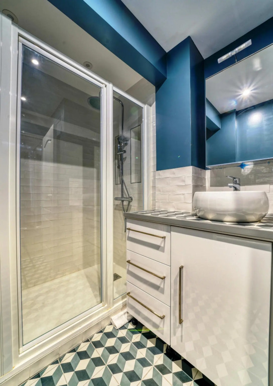 Magnifique appartement - Avenue Matignon  - B 1628