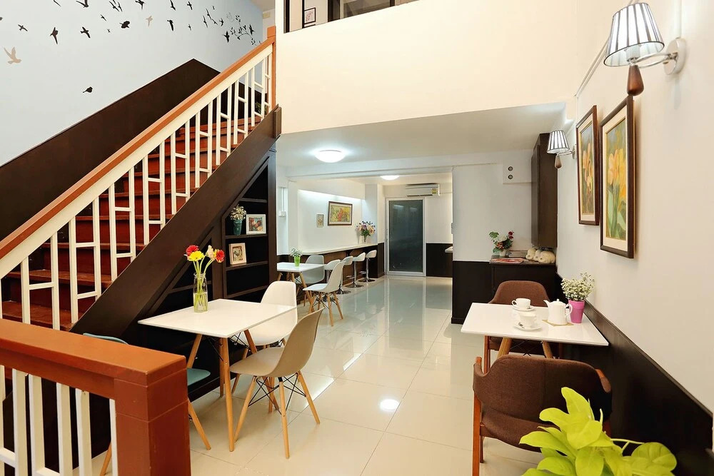 Baan Namtarn Guest House