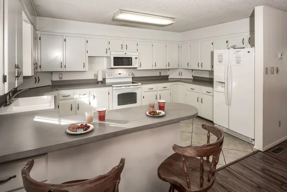 AAA Escape - Three Bedroom Cabin