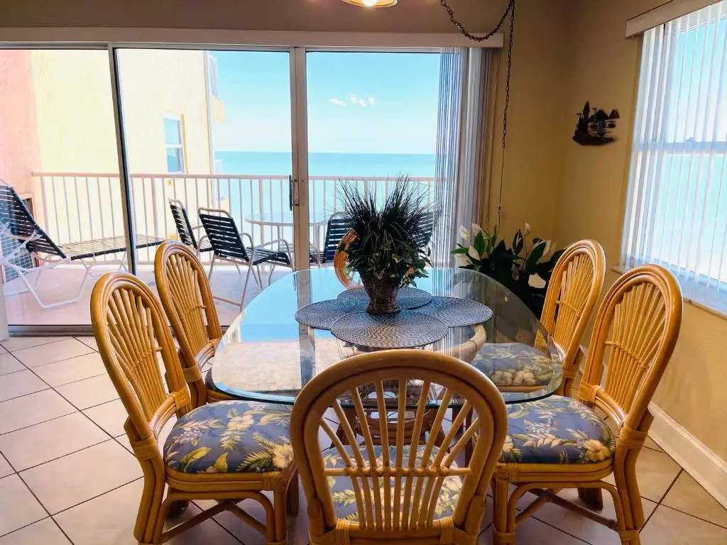 Holiday Villas III