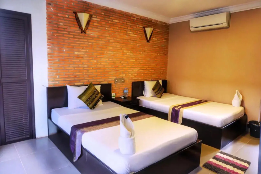 Hour Kheang Guesthouse