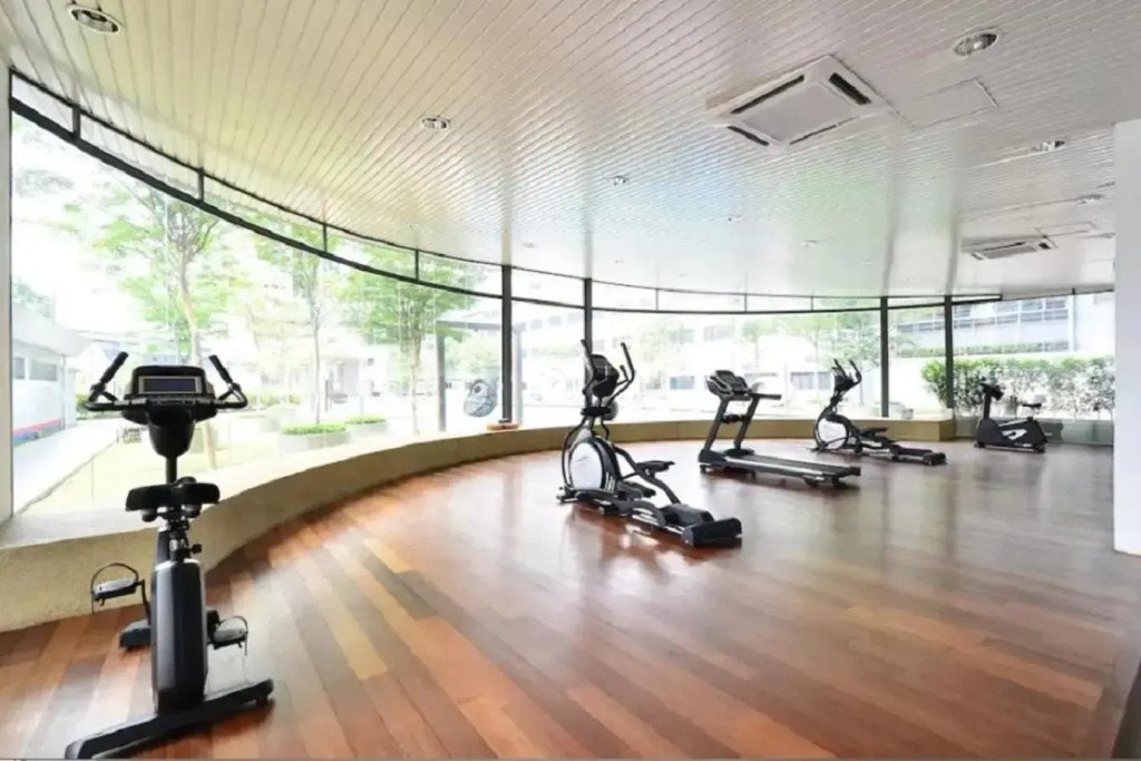 Puchong Skypod Residence, High Floor Balcony Unit, Walking Distance to IOI Mall, 10min Drive to Sunway