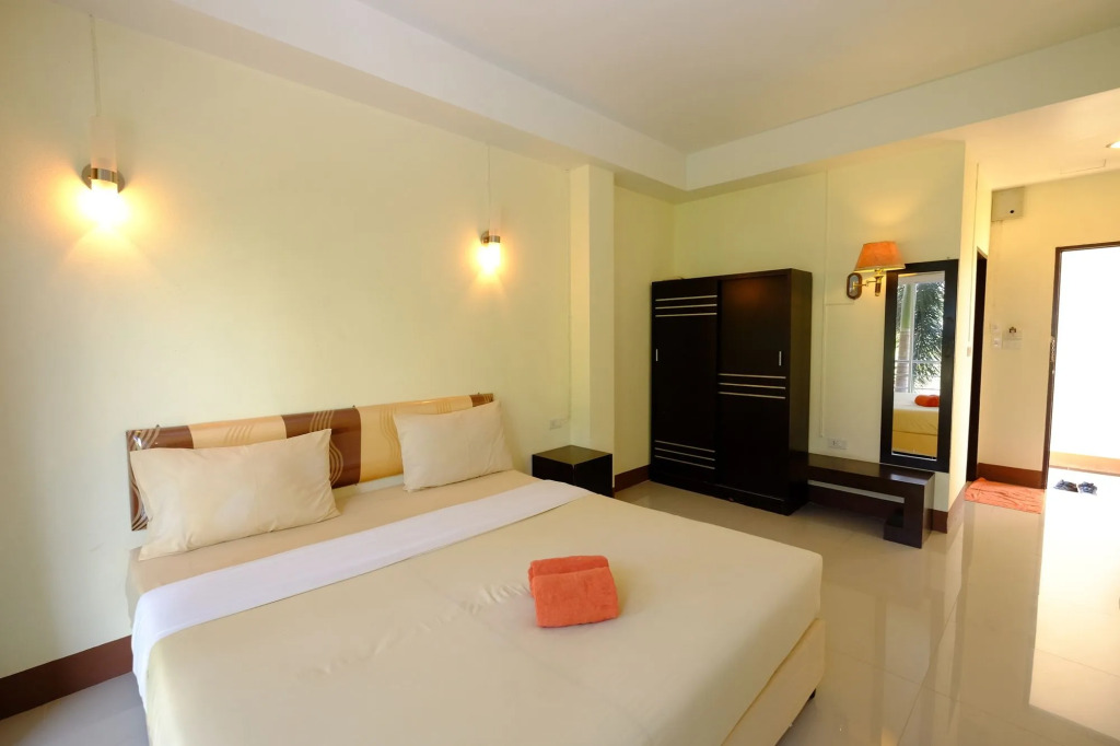 The Room Hotel
