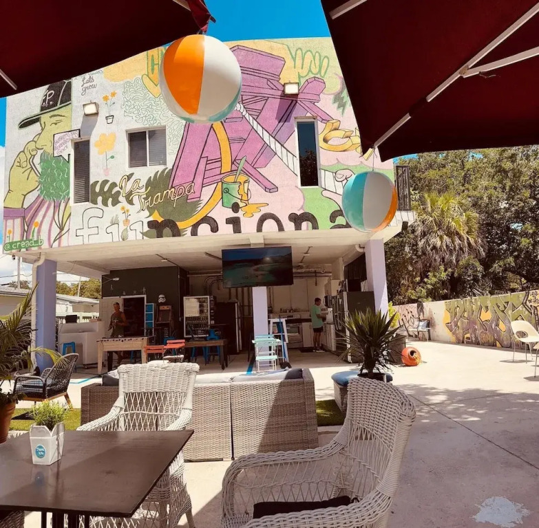 Atrium Design District