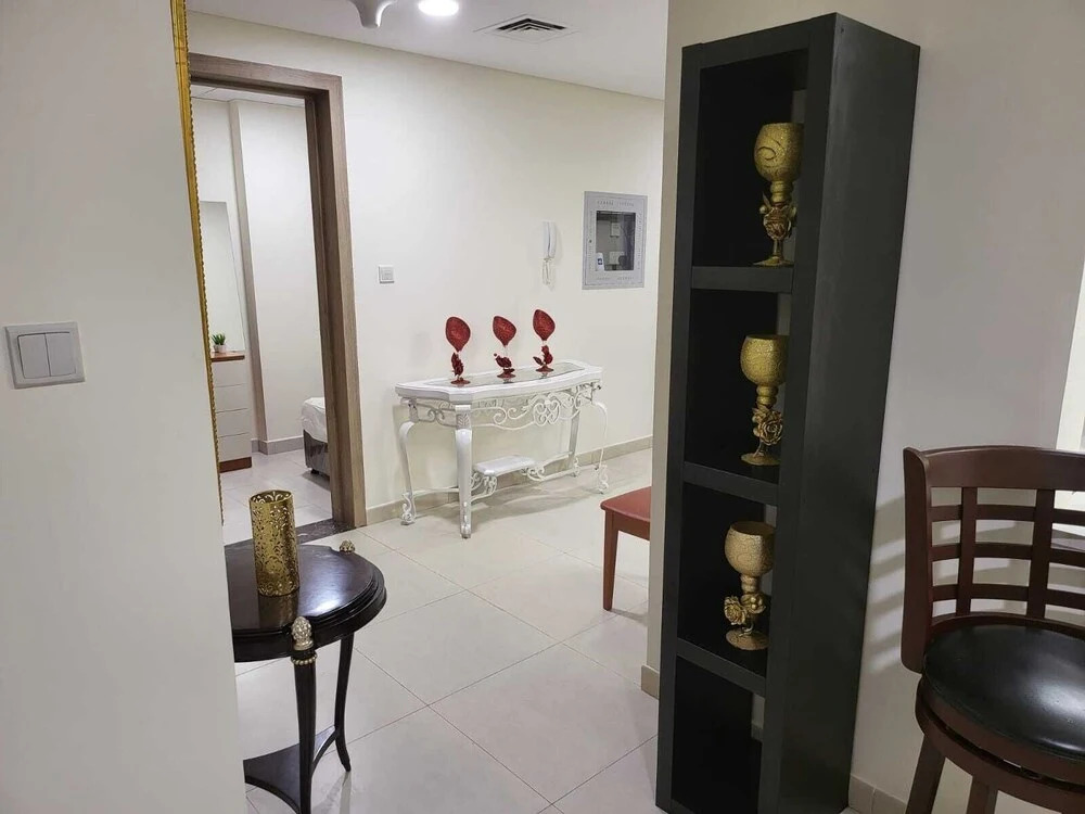 401 Luxury 2Bhk Apartment With Maid Room