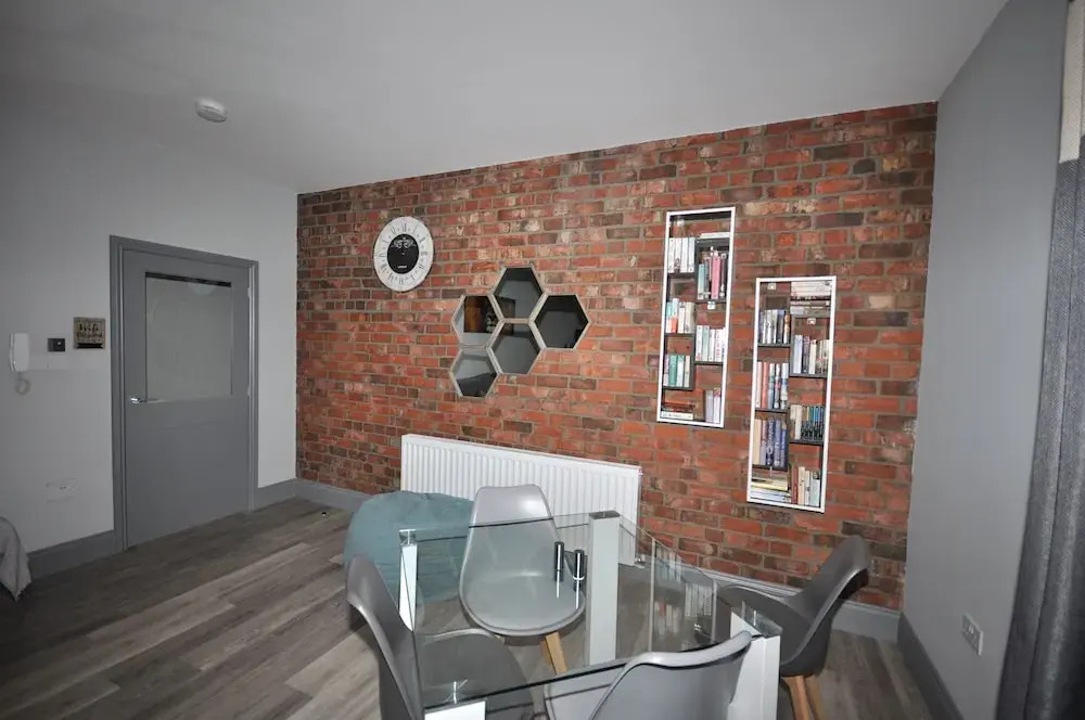 Bentinck Apartments