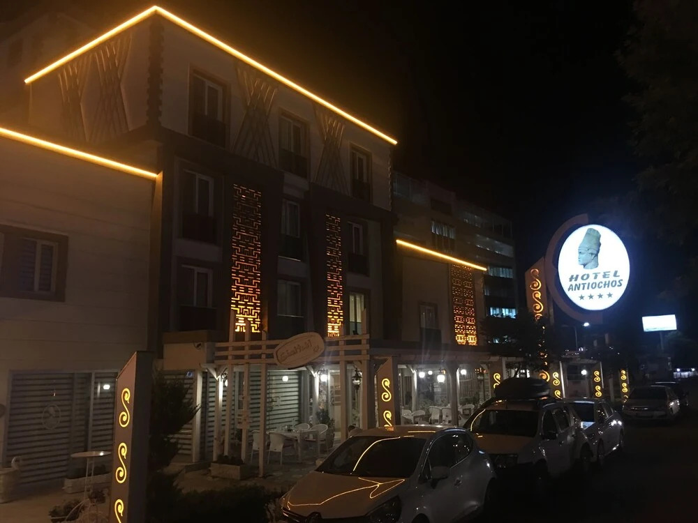 Antiochos Hotel