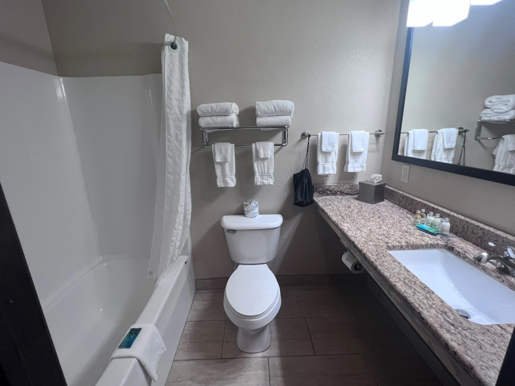 Cobblestone Inn & Suites - Fort Dodge
