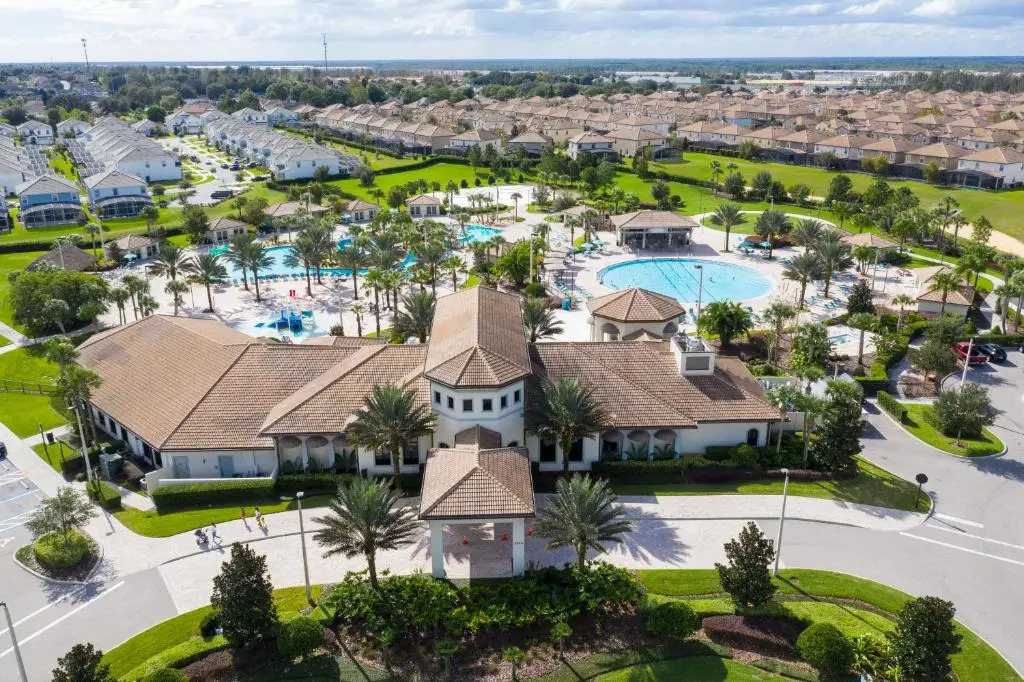 Gorgeous 4Bd Close to Disney w/ Pool @ Champions Gate Resort 1196