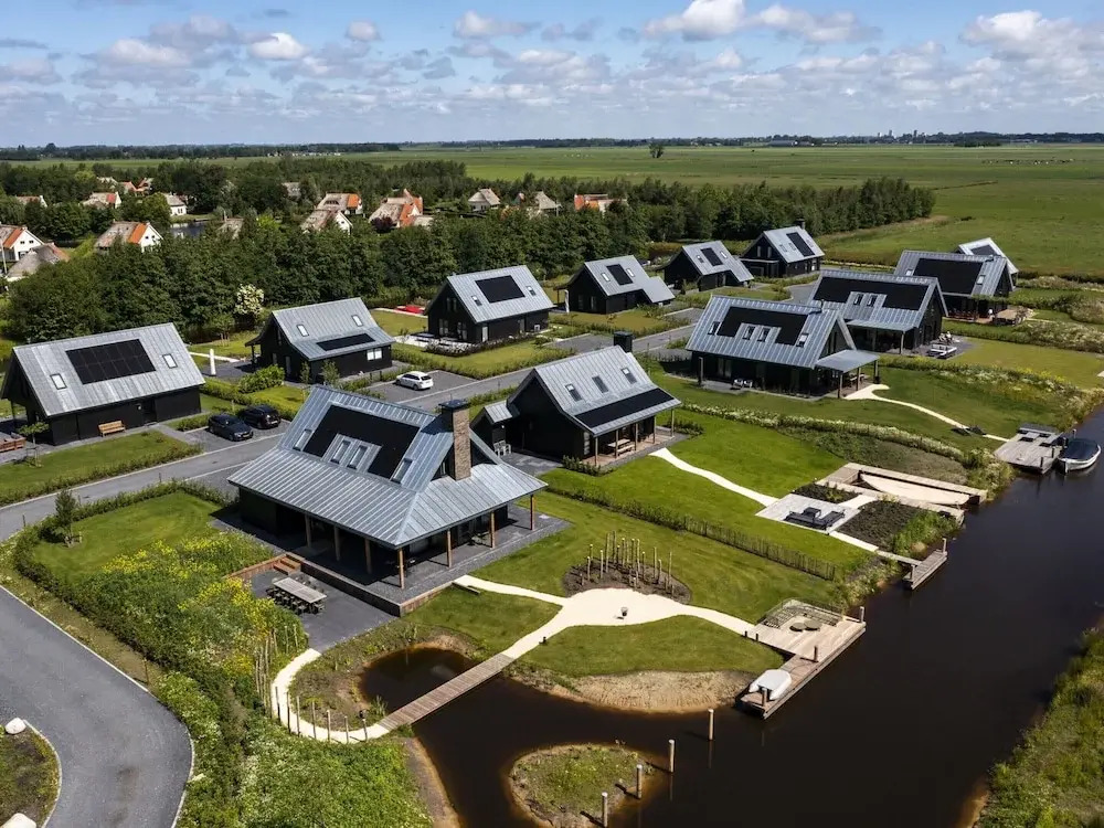 Beautiful Villa on the Water in Friesland