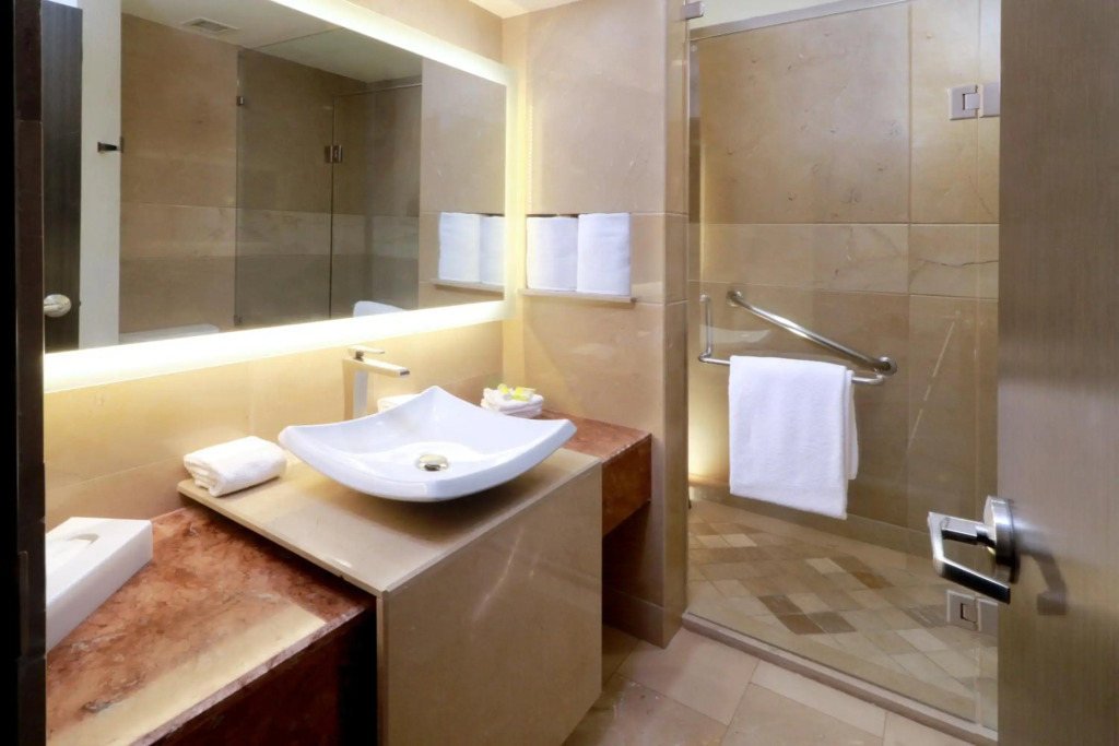 Holiday Inn Queretaro Zona Diamante by IHG