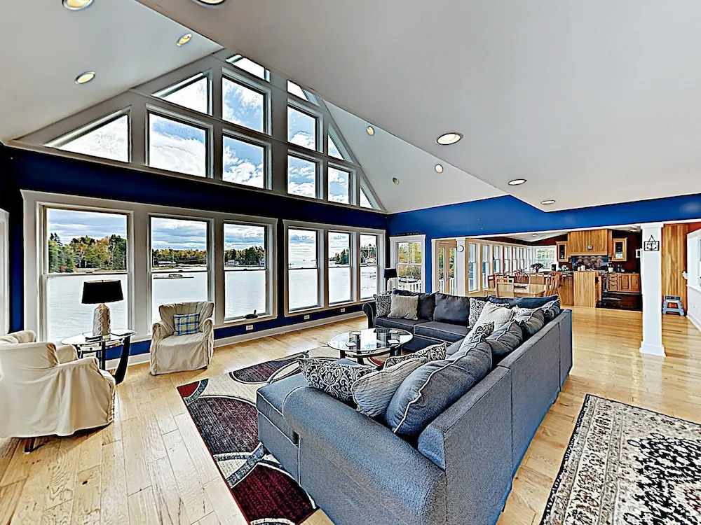 New Listing! Bayfront Getaway W/ Stunning Views 4 Bedroom Home