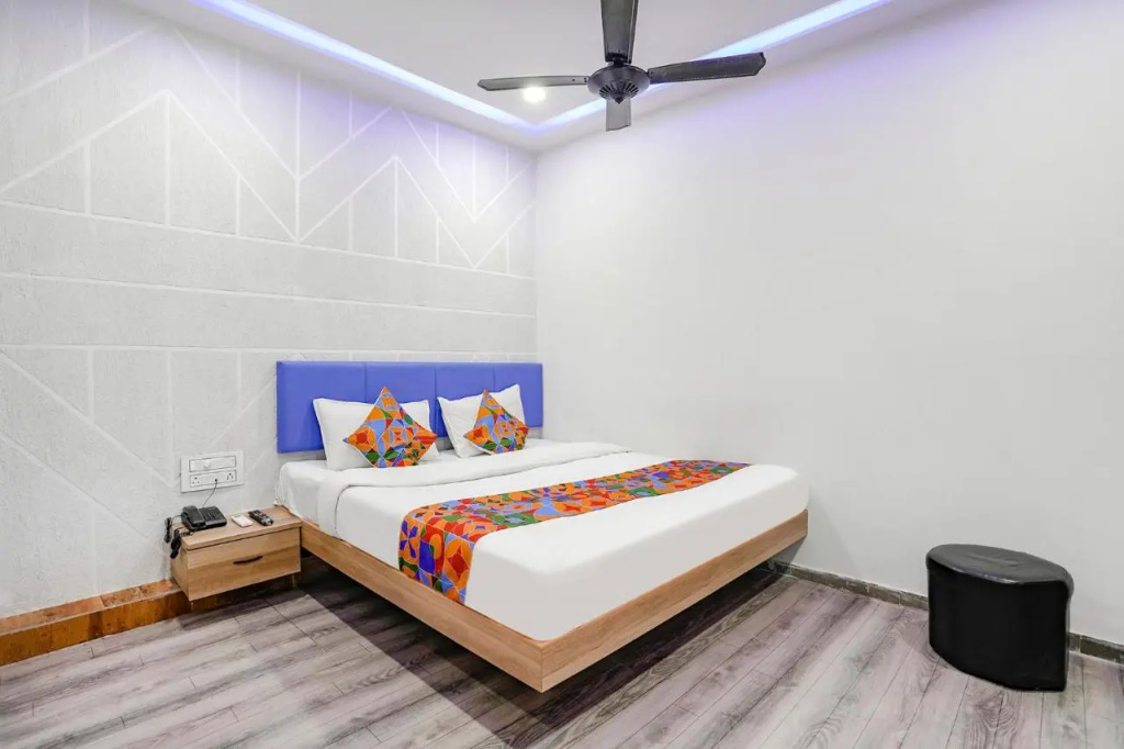FabHotel Vrundavan - Nr Sargam Shopping Center