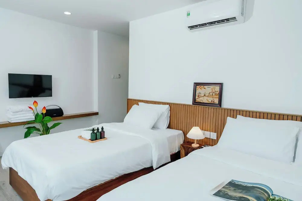 Urban Hotel