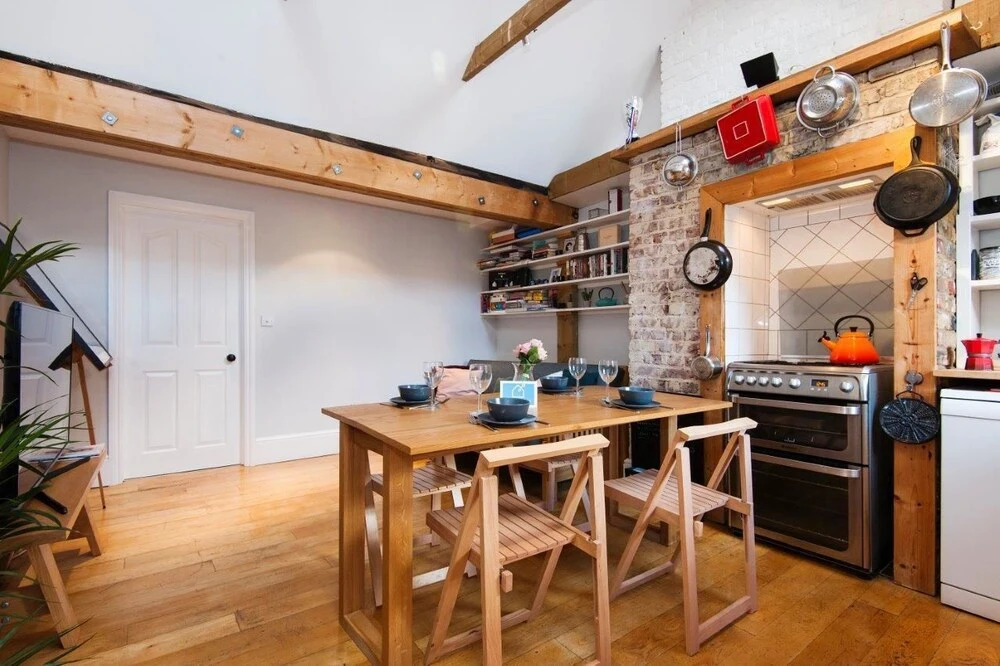 The Loft Wimbledon Retreat - MAO