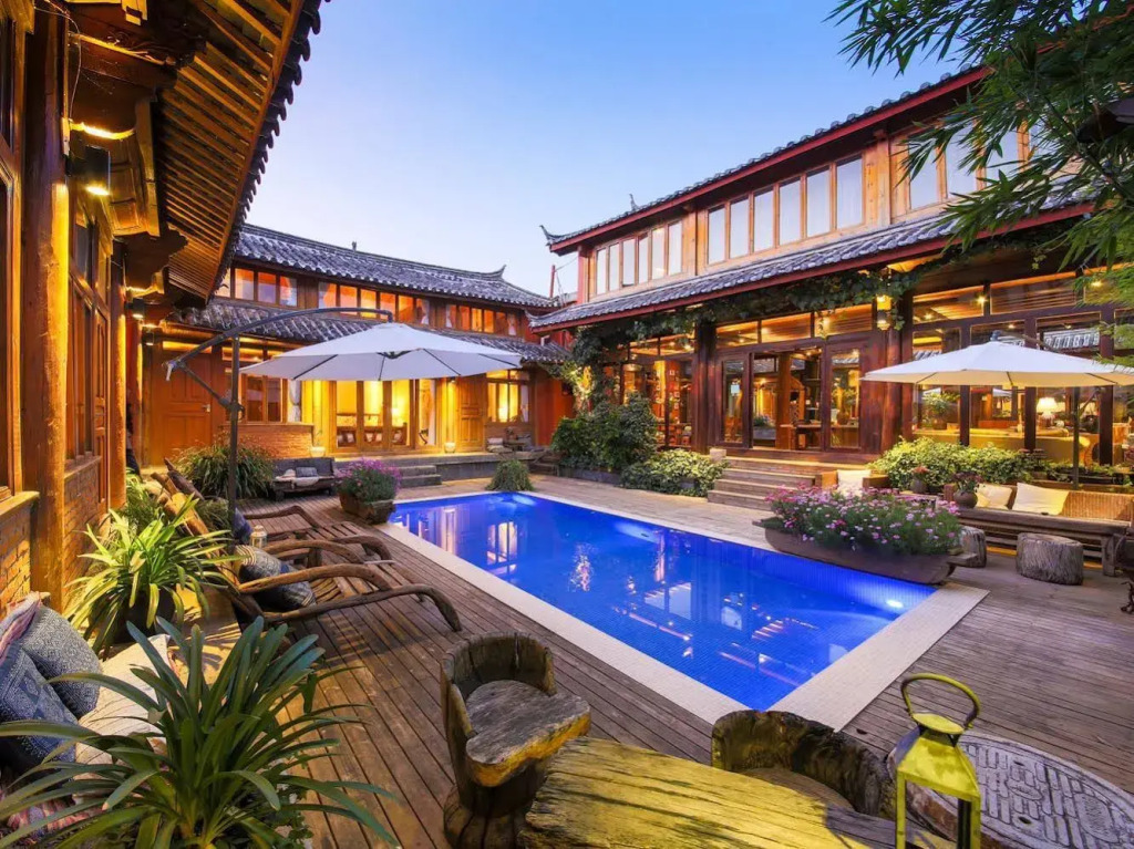 Lijiang Huifeng Hotel