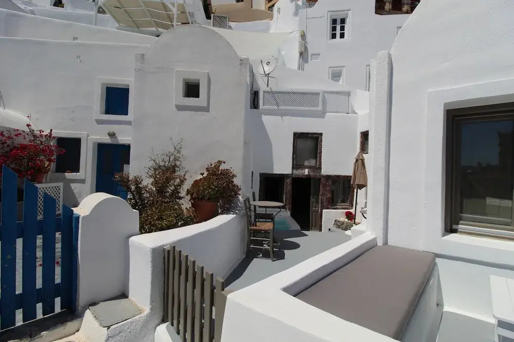 Astrea Suites