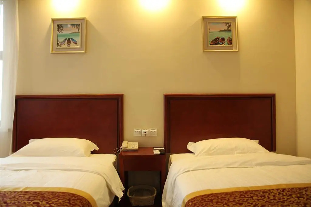 GreenTree Inn ShanDong YanTai Development Zone International Airport Shell Hotel