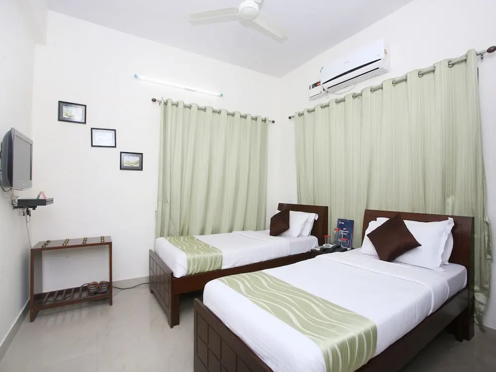 OYO 10130 Felicity INN Nungambakkam