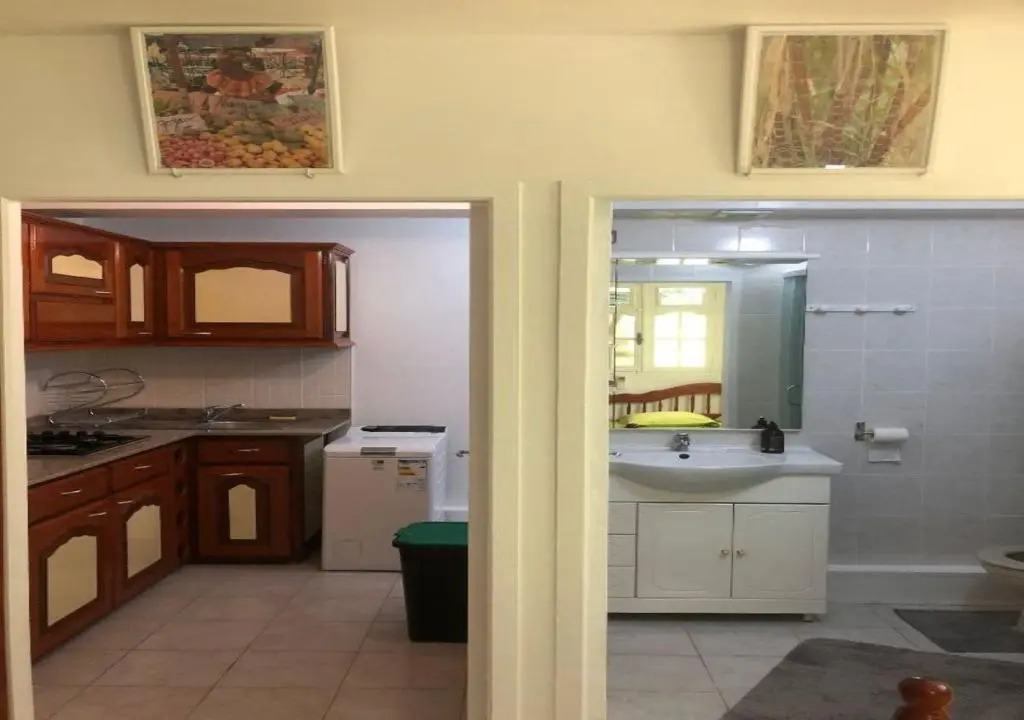 Location D'un Studio (Adults Only)