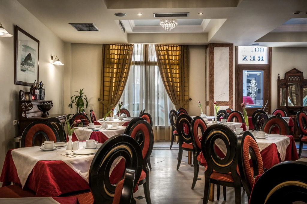 Rex Hotel