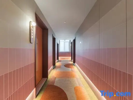 Orange Hotel