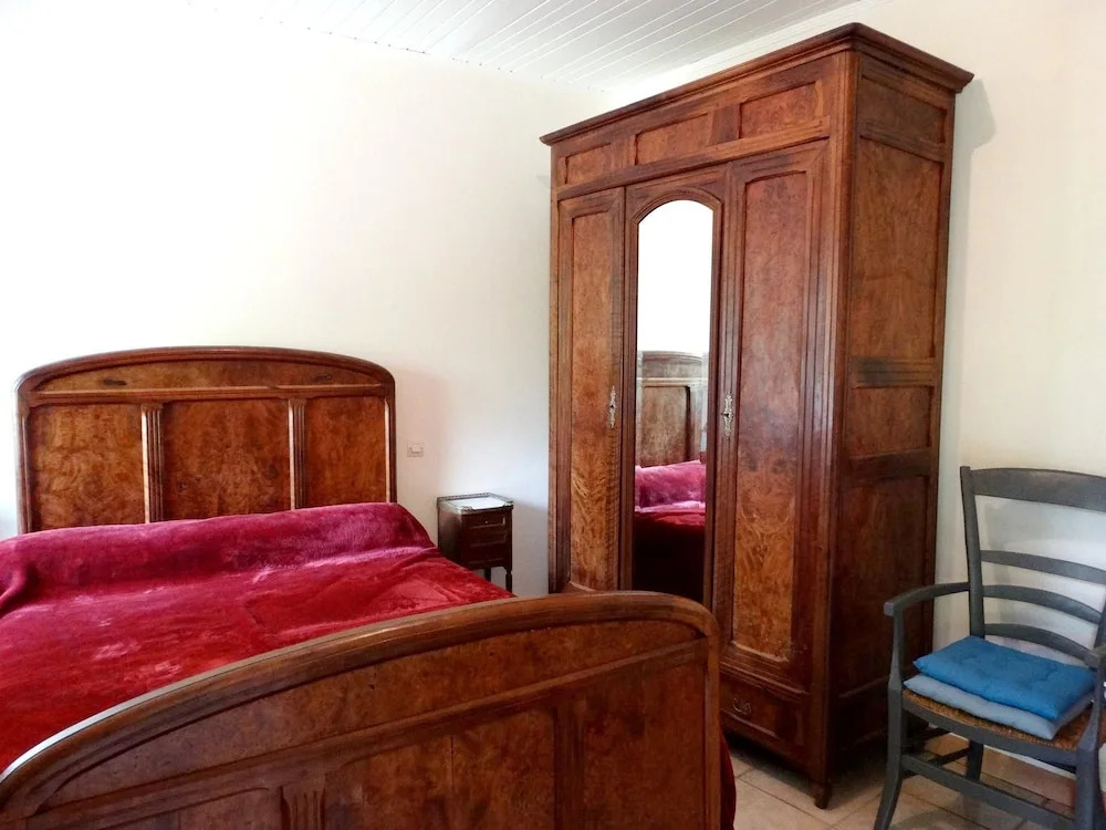 House With one Bedroom in La Mothe-saint-héray, With Furnished Terrace