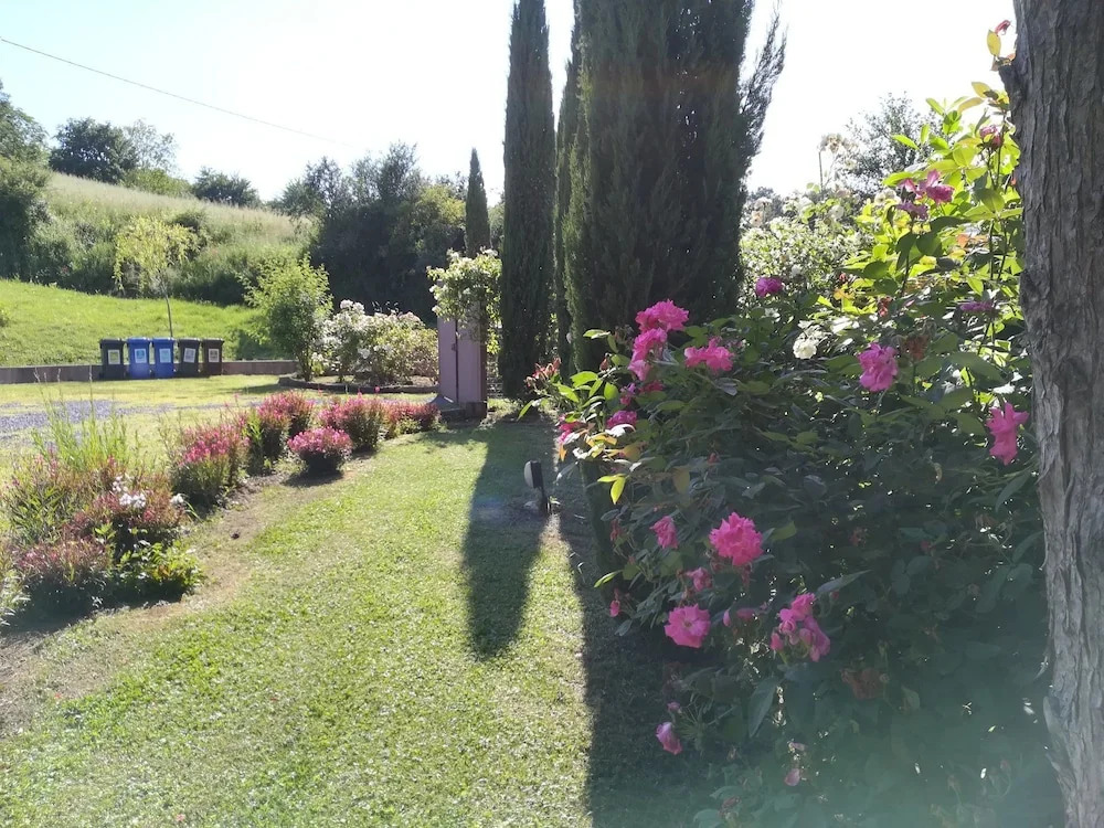 Casale la COLLINA DEI CILIEGI