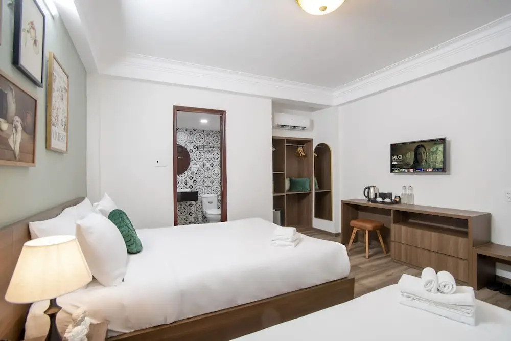 SAZI BEN THANH Hotel HCM