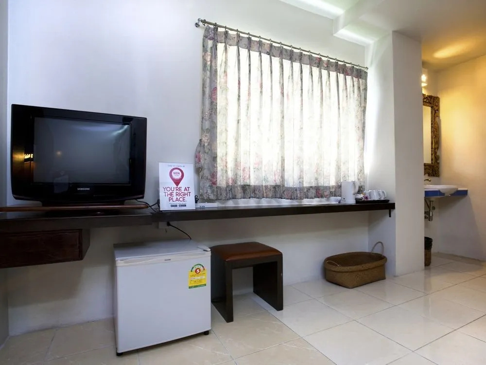 NIDA Rooms Talat Yot Night Market