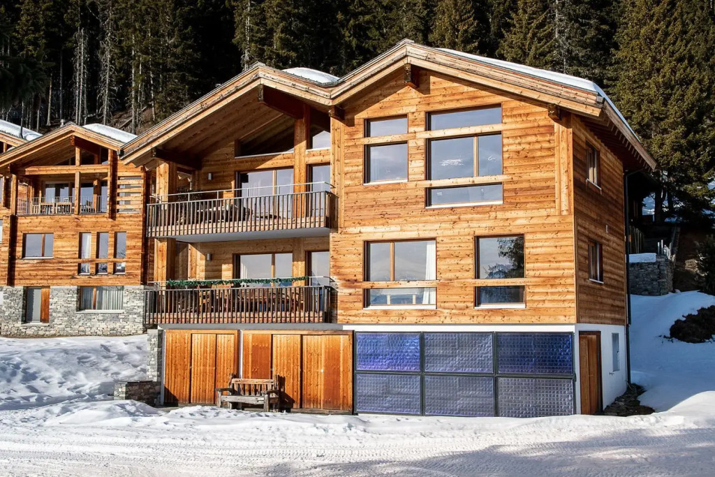 Anna Isabelle Penthouse