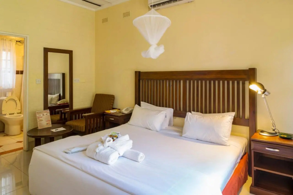 Kadoma Hotel & Conference Centre