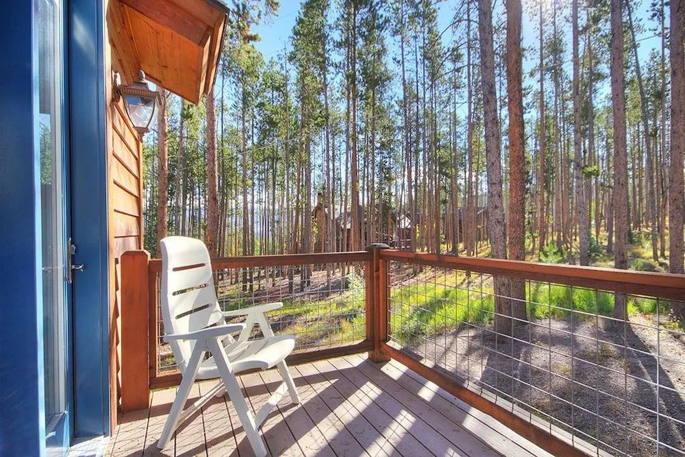 Silver Circle Chalet by RedAwning