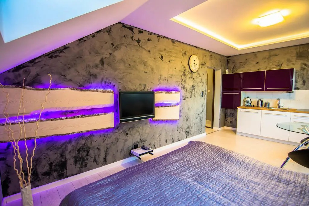 Apartamenty hoteLOVE z biokominkiem na Skale