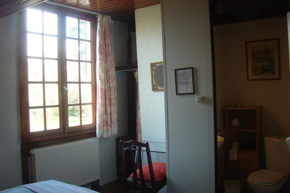 No 5 Plaisance
