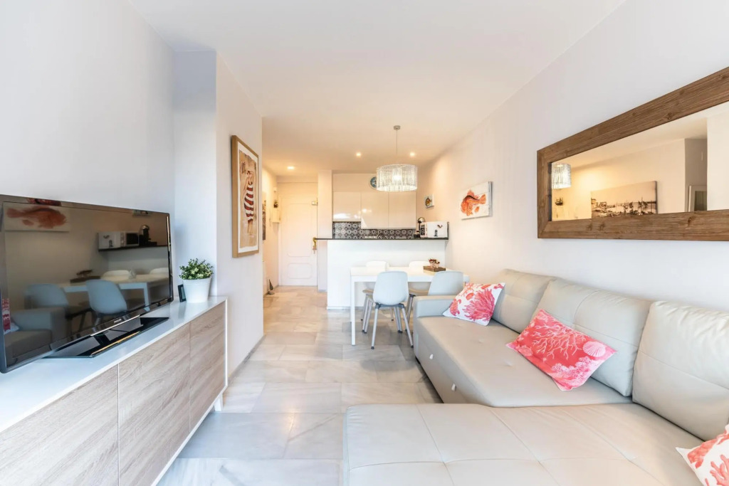 Lucia in L'Escala with 1 bedrooms and 1 bathrooms
