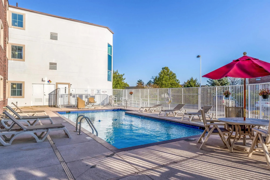 Motel 6-West Des Moines, IA