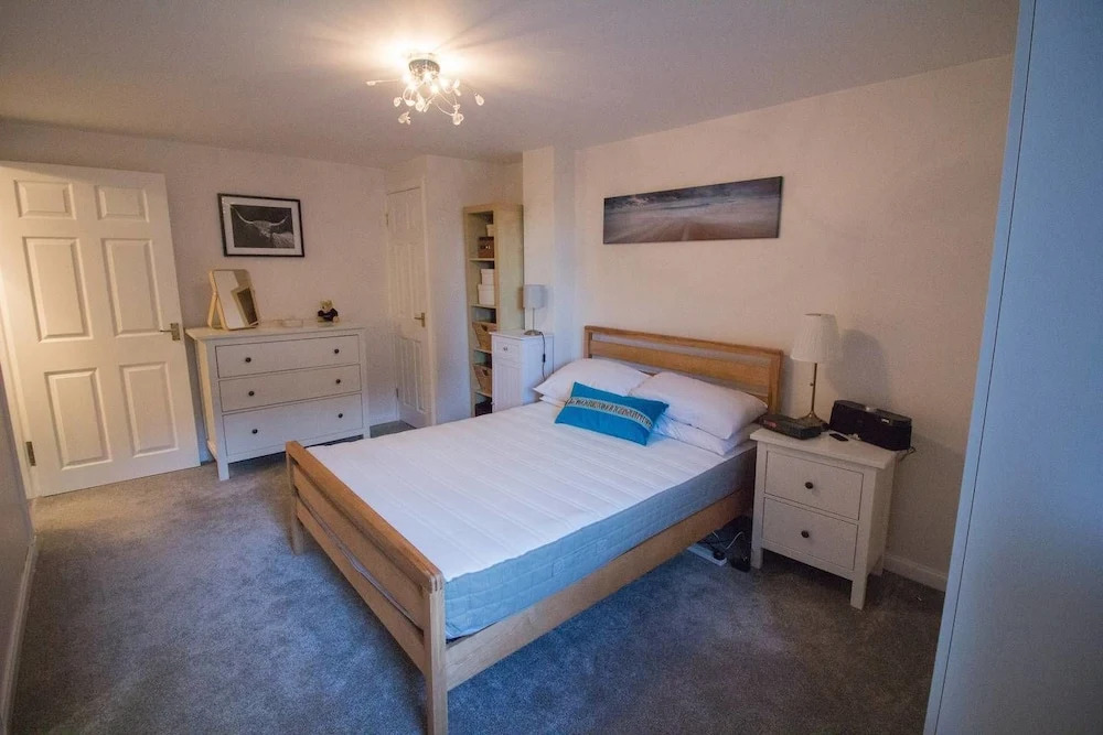 Beautiful & Private Apartment Seconds From Beach