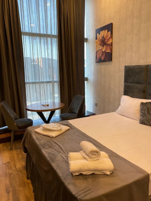 SECRET HOTEL