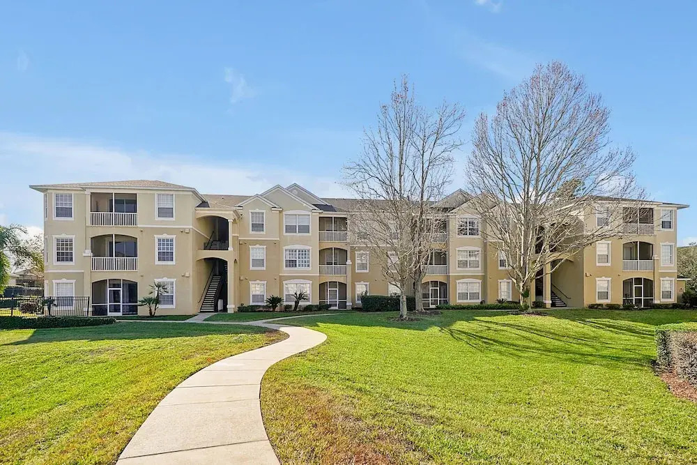 8105 Coconut Palm WAY Unit 205, Kissimmee,3beds