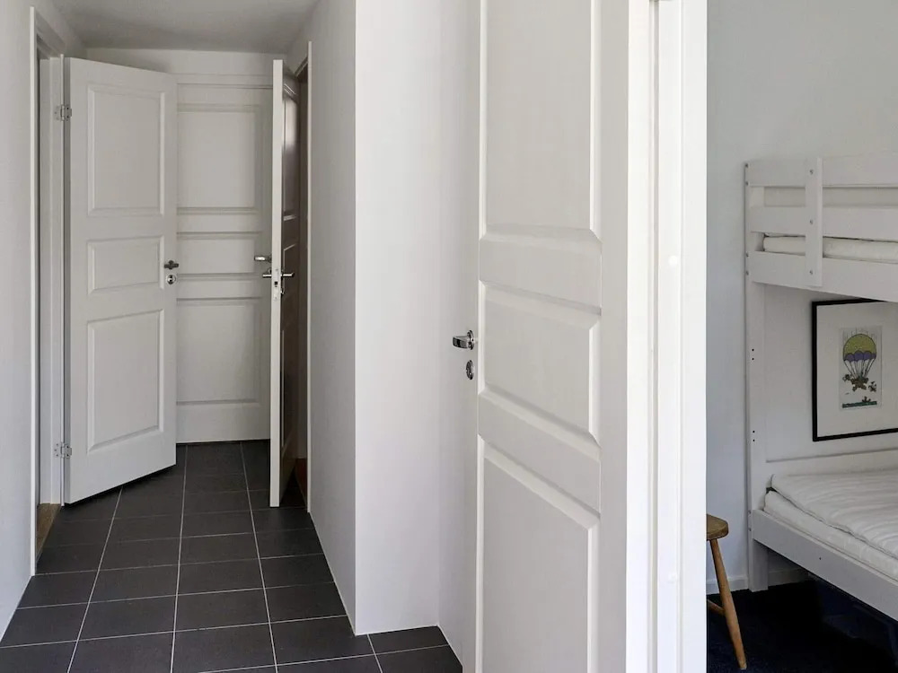 10 Person Holiday Home in Yngsjo