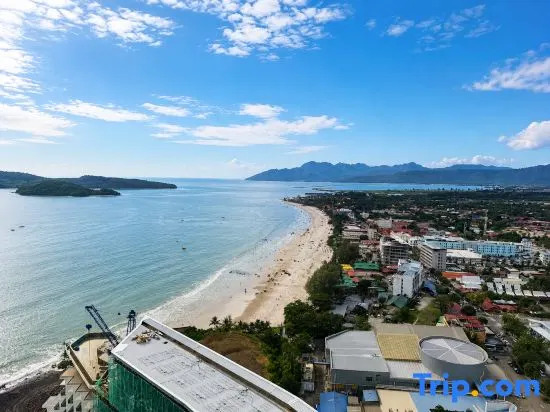 Assana Seaview Suites | 1 min Doorstep to Beachfront , Langkawi