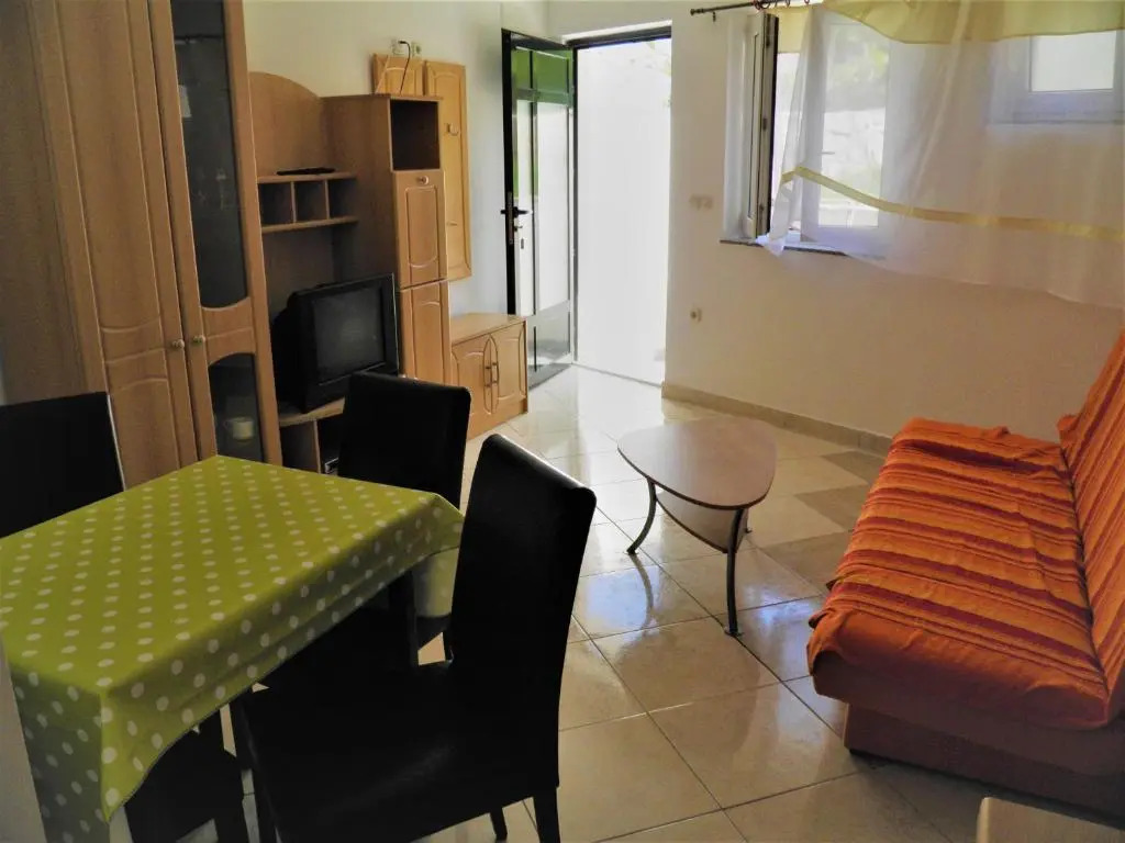 Apartments Pintar Zarok