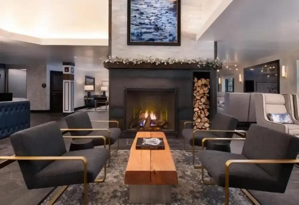 Vail Village King Hotel Room