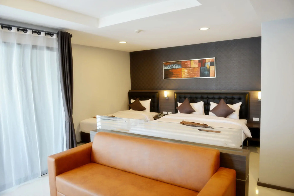 Picnic Hotel Bangkok - Rang Nam