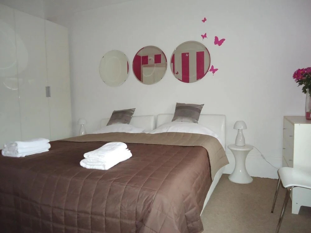 Bishopton Apartment