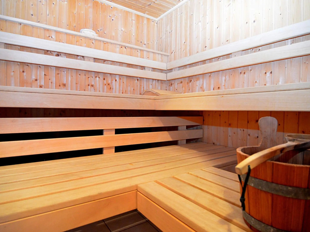 Unique Holiday Home, Ideal As Group Accomodation, with Lounge, a Spacious Garden, Sauna And Terrace