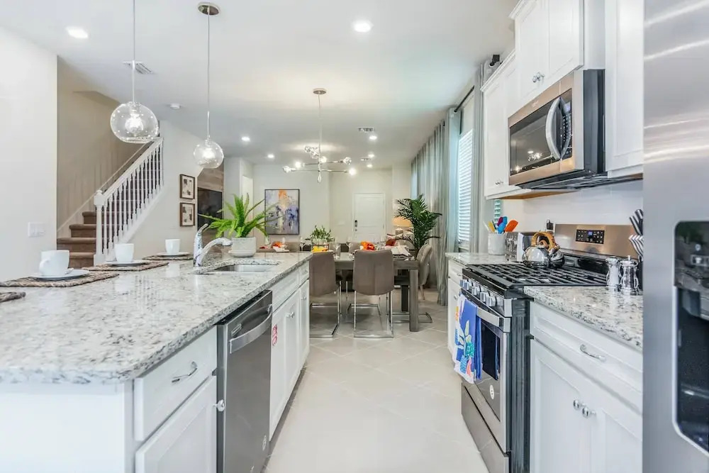 Fabulous Single Home w/ Pool at Solterra Resort